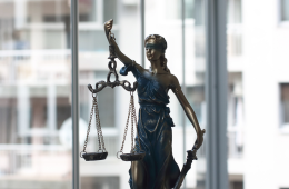  Навіщо і за якими справами Фонд гарантування позивається до росії – у колонці В. Новікова