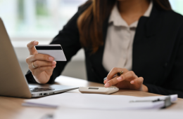  Продовжено задоволення вимог кредиторів АТ «КОМІНВЕСТБАНК»