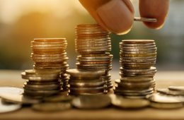  За лютий на рахунках українців побільшало коштів – як у гривні, так і в інвалюті