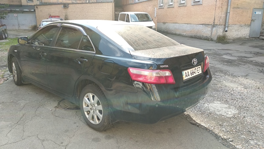 Автомобіль Toyota Camry 2.4 2007 року випуску, колір чорний, об’єм двигуна 2362 куб.см. та основні засоби у кількості 32 одиниці. Основні засоби будуть передані покупцю у строк до завершення процедури ліквідації банку (детальна інформація в публічному паспорті активів)