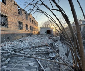 Будівля банку, загальною площею 1 744,3 кв.м, за адресою: Донецька обл., м. Костянтинівка, вулиця Поштова (був. Ленінградська), будинок 8. Реєстраційний номер об'єкту нерухомого майна: 543773014000. Інвентарний № 100174.