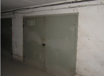 Гараж №1181, загальною площею 18,5 кв.м, за адресою: Автономна Республіка Крим,  м. Сімферополь, вул. Аральська, 73.  Реєстровий номер 23 стор. 58 в реєстровій книзі №1-Г. Інвентарний № 88541. Гараж №1182, загальною площею 18,7 кв.м, за адресою: Автономна Республіка Крим,  м. Сімферополь, вул. Аральська, 73.  Реєстровий номер 23 стор. 58 в реєстровій книзі №1-Г. Інвентарний № 88542. Гараж №1183, загальною площею 17,2 кв.м, за адресою: Автономна Республіка Крим,  м. Сімферополь, вул. Аральська, 73.  Реєстровий номер 23 стор. 58 в реєстровій книзі №1-Г. Інвентарний № 88543.