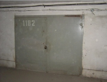 Гараж №1181, загальною площею 18,5 кв.м, за адресою: Автономна Республіка Крим,  м. Сімферополь, вул. Аральська, 73.  Реєстровий номер 23 стор. 58 в реєстровій книзі №1-Г. Інвентарний № 88541. Гараж №1182, загальною площею 18,7 кв.м, за адресою: Автономна Республіка Крим,  м. Сімферополь, вул. Аральська, 73.  Реєстровий номер 23 стор. 58 в реєстровій книзі №1-Г. Інвентарний № 88542. Гараж №1183, загальною площею 17,2 кв.м, за адресою: Автономна Республіка Крим,  м. Сімферополь, вул. Аральська, 73.  Реєстровий номер 23 стор. 58 в реєстровій книзі №1-Г. Інвентарний № 88543.