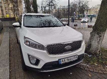 Легковий автомобіль (Легковий універсал-В), Kia Sorento, 2016 року випуску, номер кузова KNAPH81BDG5213966, номер державної реєстрації AA9664PA, інвентарний номер 10076.