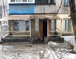 Нежиле приміщення, загальною площею 120,3 кв.м, за адресою: Донецька обл., м. Маріуполь, вулиця Курчатова, будинок 51, приміщення 73. Реєстраційний номер об`єкту нерухомого майна: 8371045. Інвентарний № 103872. Основні засоби у кількості 2 шт