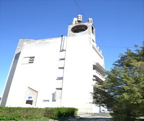 Нежиле приміщення, загальною площею 583,9 кв.м, за адресою: Автономна Республіка Крим, Красногвардійський р., с. Петрівка, Суспільний центр квартал, будинок 6. Реєстраційний номер об’єкта нерухомого майна: 7520912. Інвентарний № 103428. Основні засоби у кількості 27 шт