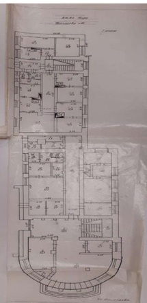 Нежитлова будівля, загальною площею 1 098,2 кв. м, за адресою: Донецька обл., м. Чистяково (був. м. Торез), вулиця Ніколаєва, будинок 35. Реєстраційний номер об`єкту нерухомого майна: 279561. Інвентарний № 94129. Бокси гаражів та майстерні, загальною площею 244,3 кв. м, за адресою: Донецька обл., м. Чистяково (був. м.Торез), вулиця Ніколаєва, будинок 35. Реєстровий номер 153 в реєстровій книзі №3. Інвентарний № 94130. Основні засоби у кількості 107 одиниць