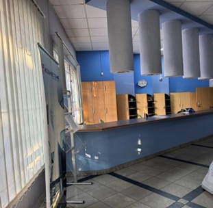 Вбудовані приміщення загальною  площею 1048.5 кв.м. за адресою: Закарпатська обл., м. Хуст, вулиця Карпатської Січі, будинок 39, приміщення бн, РНОНМ 1138985121108.  Основні засоби в кількості 40347 одиниць