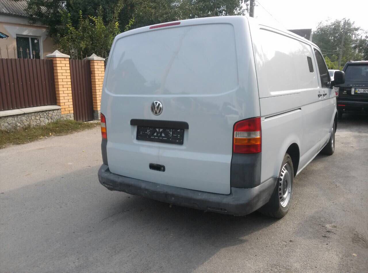 Автомобіль Volkswagen Transporter, держав.номер  №АН0379СХ, 2008 року випуску, номер шасі WV1ZZZ7HZ8H104409, об"єм двигуна 2,5, тип пального: дизель, основ. зас. 36 од., бланки (чекові книжки) в кількості  1 097 шт., осн.зас.36 од (зона АТО)